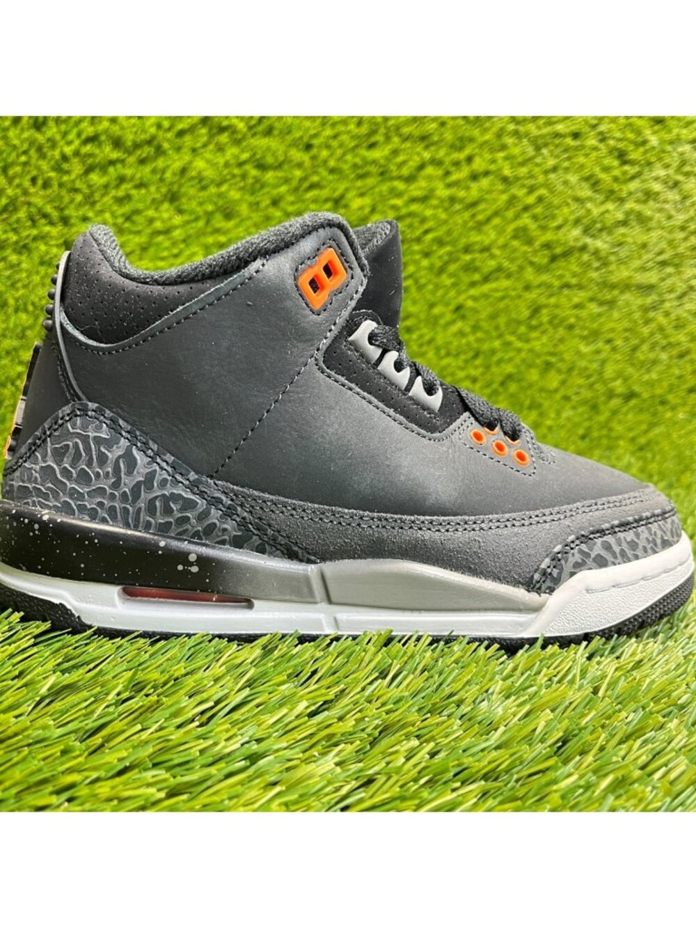 Nike Air Jordan 3 Retro Fear Boys Size 4Y Gray Black Basketball Shoes Sneakers
